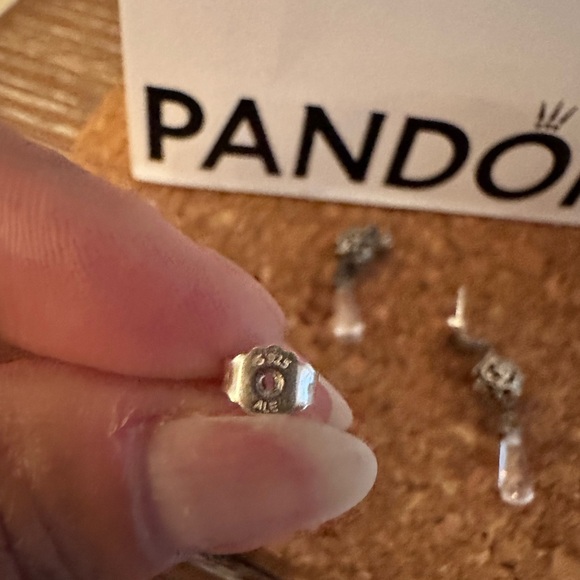 Pandora sterling silver earrings - Picture 5 of 5